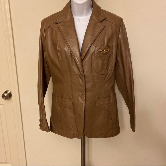 ❤️ SOLD Vintage Etienne Aigner Brown Leather 2 Button Jacket Gold Metal Size 12 - Picture 3 of 16